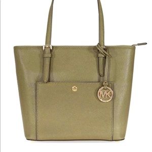 Michael Kors Jet Set Tote